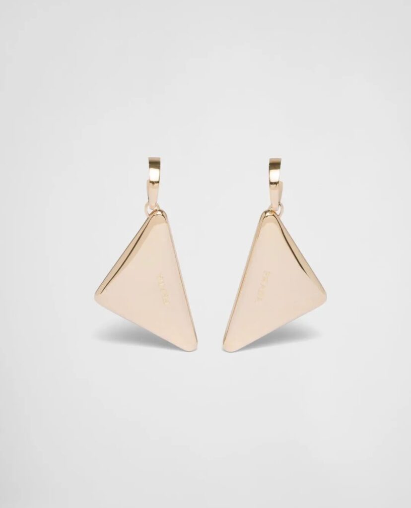 Prada
Eternal Gold 18K yellow gold earrings