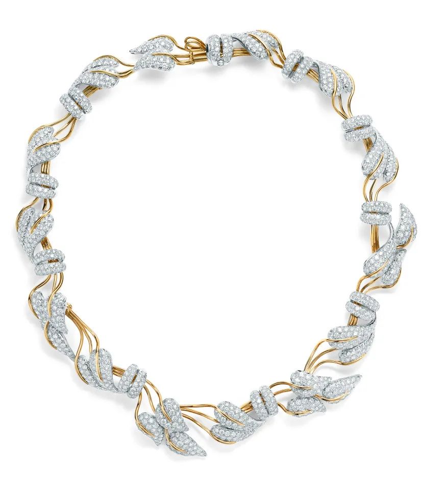 Tiffany & Co.
Jean Schlumberger by Tiffany high jewelry collection
Leaves necklace