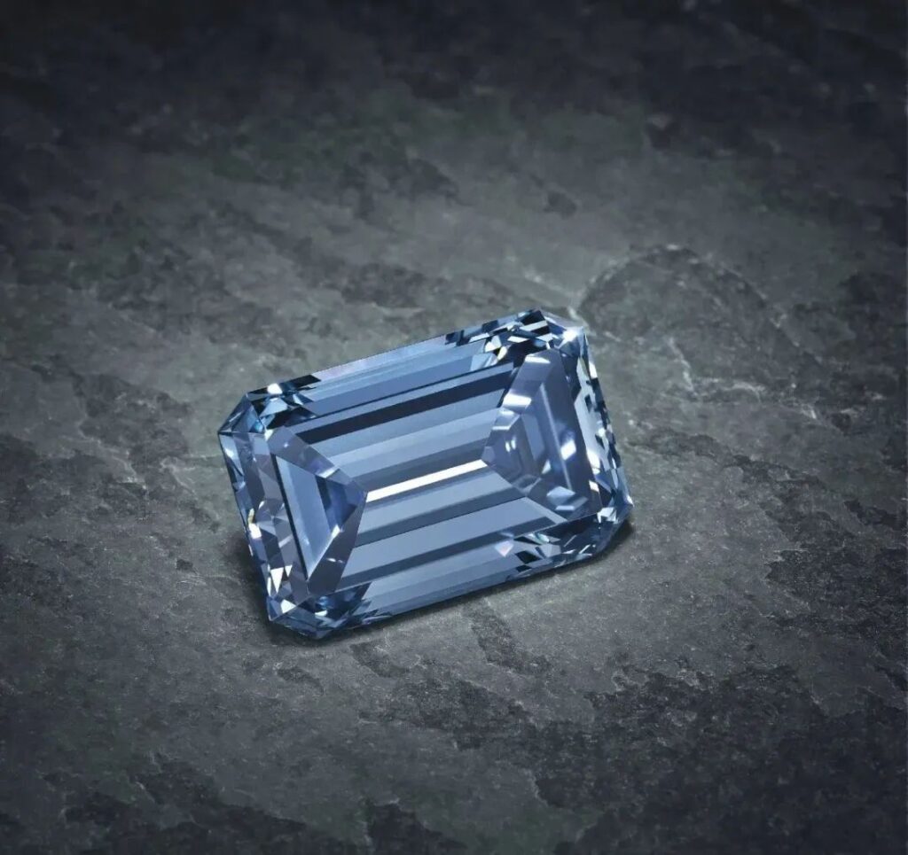 "The Oppenheimer Blue" Ring