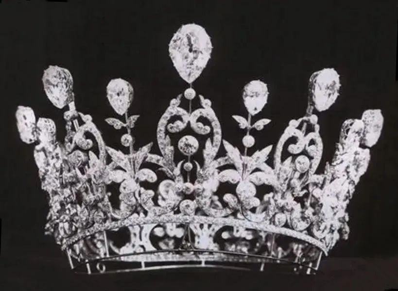 Consuelo Vanderbilt's Boucheron tiara