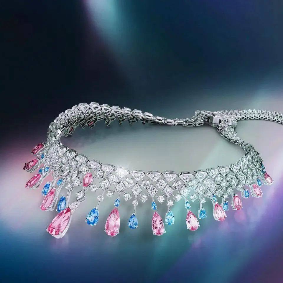 David Morris Skye High Jewelry Collection
Arctic Dance necklace
Cobalt spinel, pink spinel, diamonds