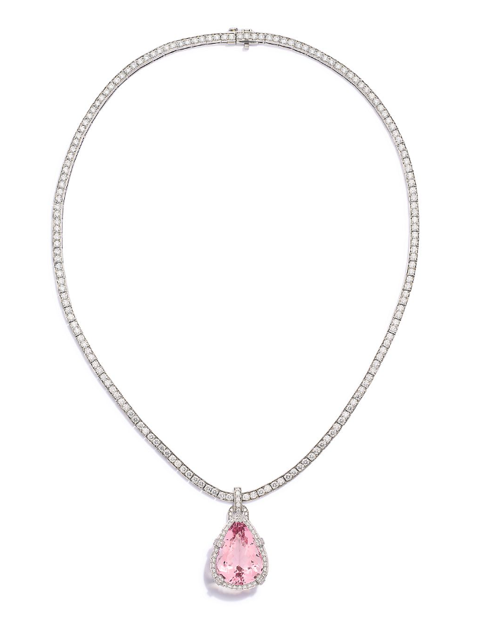 Tiffany & Co. high jewelry collection
Platinum-set morganite and diamond necklace and earrings