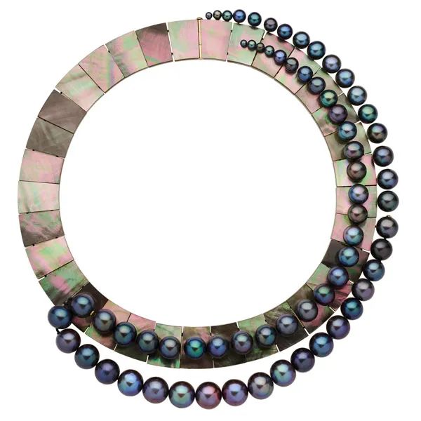 Melanie Georgacopoulos necklace
Mother-of-pearl, pearl