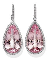 Tiffany & Co. high jewelry collection
Platinum-set morganite and diamond necklace and earrings