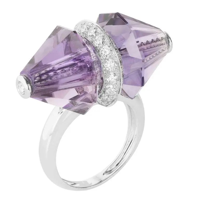 Boucheron Trésor de Perse High Jewelry Collection
Ispahan Amethyst Ring