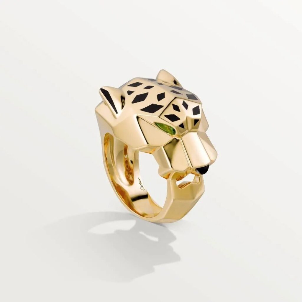 Cartier
18K yellow gold Panthère ring