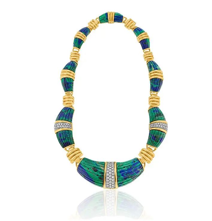 David Webb necklace
Gold, azurmalachite, diamonds