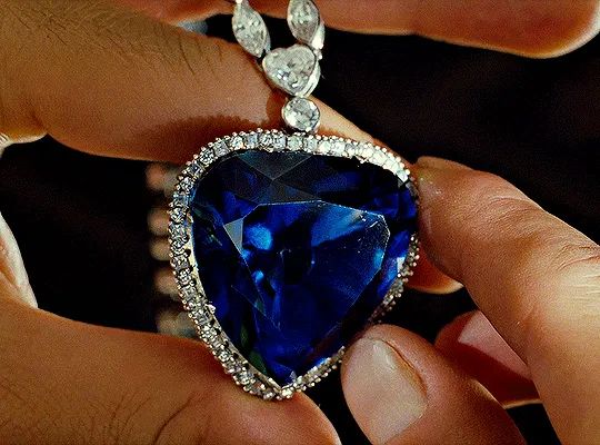 The beautiful blue diamond "Heart of the Ocean" in "Titanic"