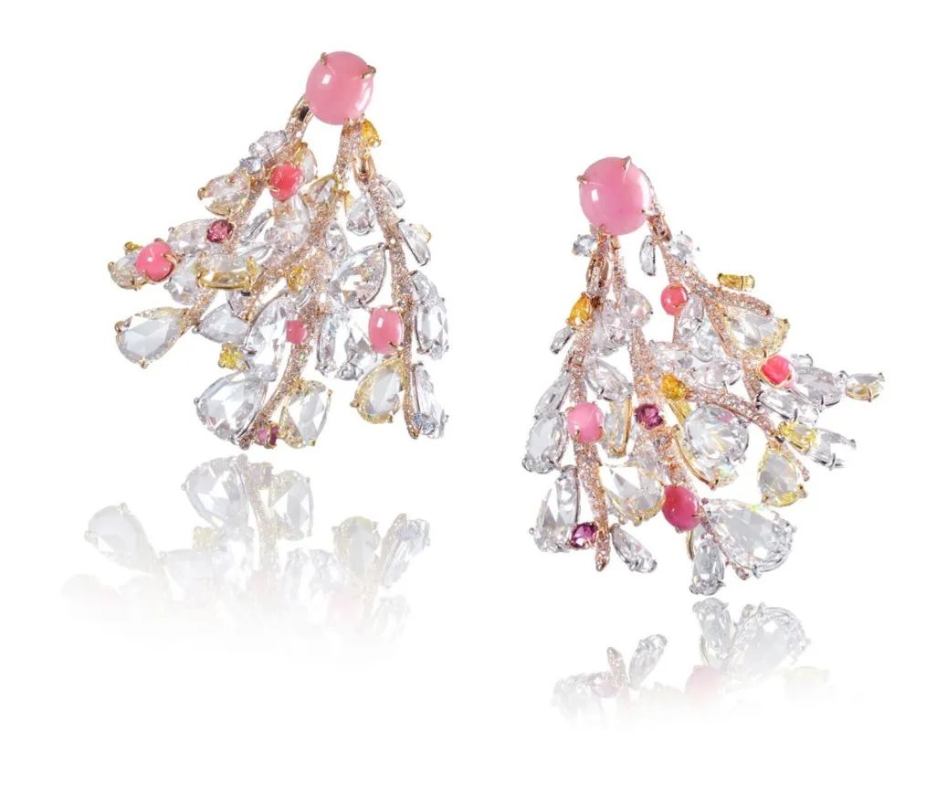 CINDY CHAO The Art Jewel
White Label high jewelry Ocean collection coral earrings