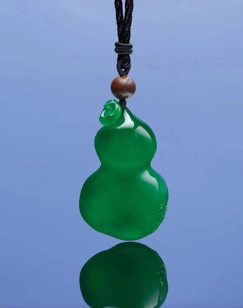 Natural jadeite gourd pendant, from Christie's auction