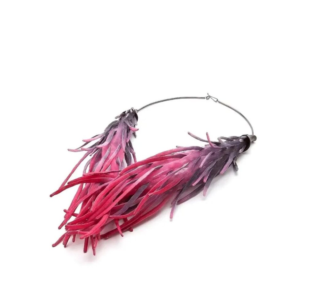 "Root-pink2" / 2020 / Necklace