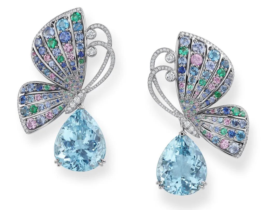 Chopard
Red Carpet High Jewelry Collection
Butterfly Earrings
Aquamarine, sapphire, topaz, diamond, emerald