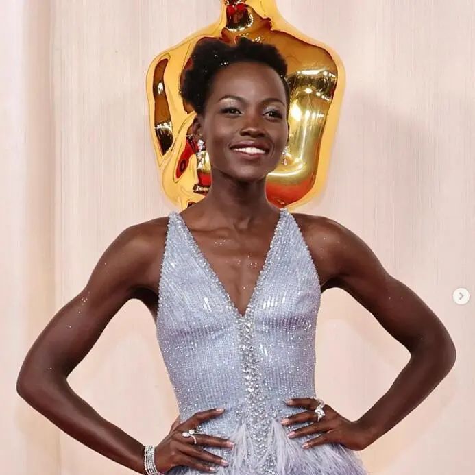 Lupita Nyongo
Adorned with De Beers jewelry