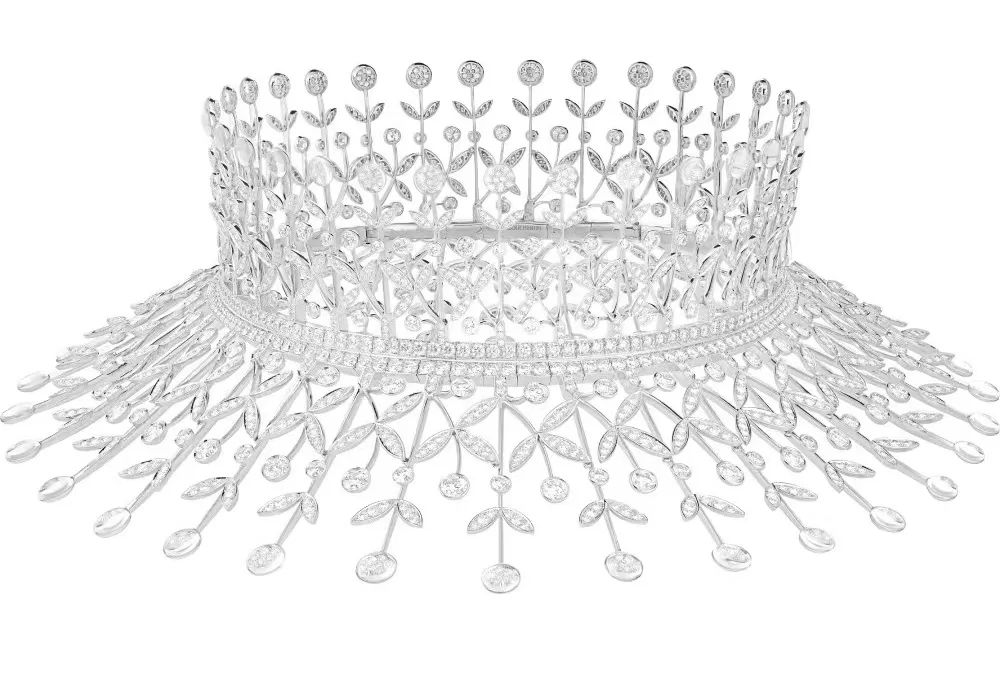 Boucheron
Histoire de Style, The Power of Couture
High Jewelry Collection
Col white gold, diamond, and crystal necklace, convertible to a brooch and choker