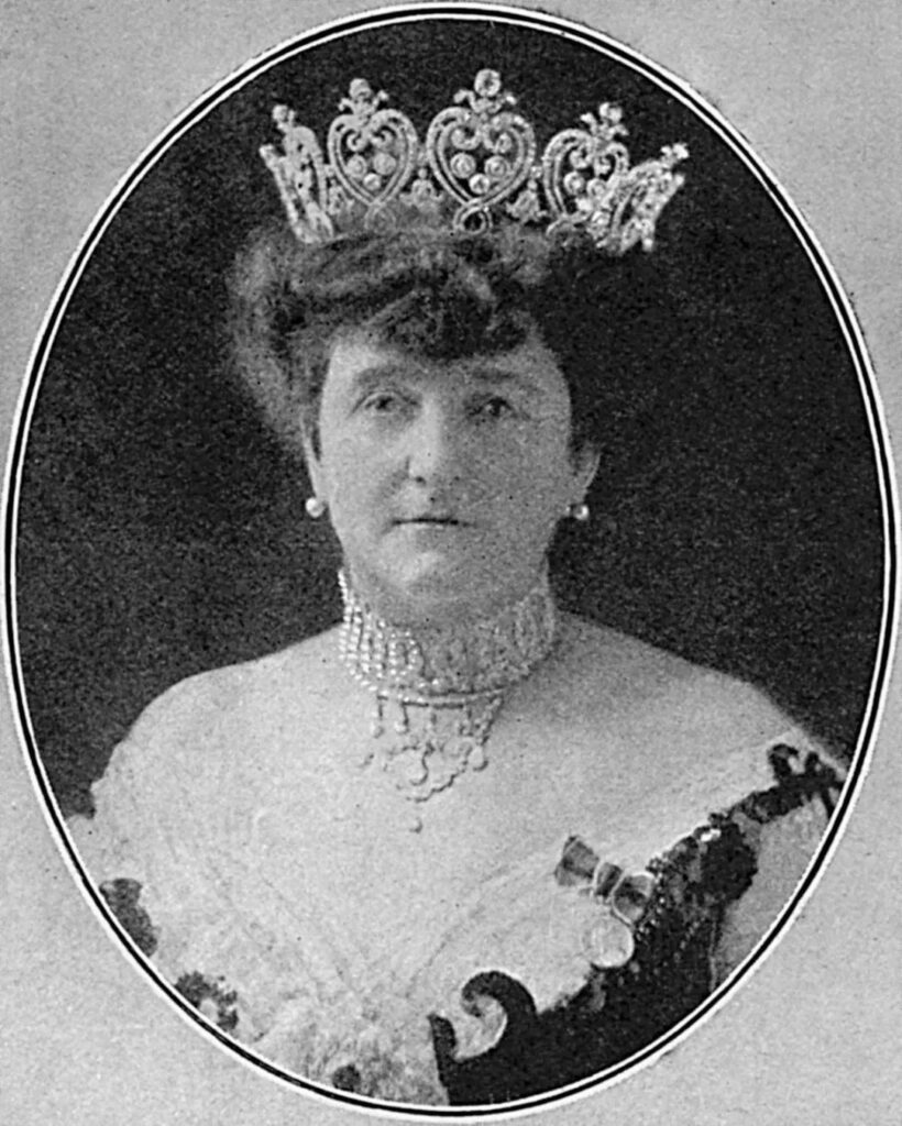 Consuelo Yznaga wearing the Cartier tiara