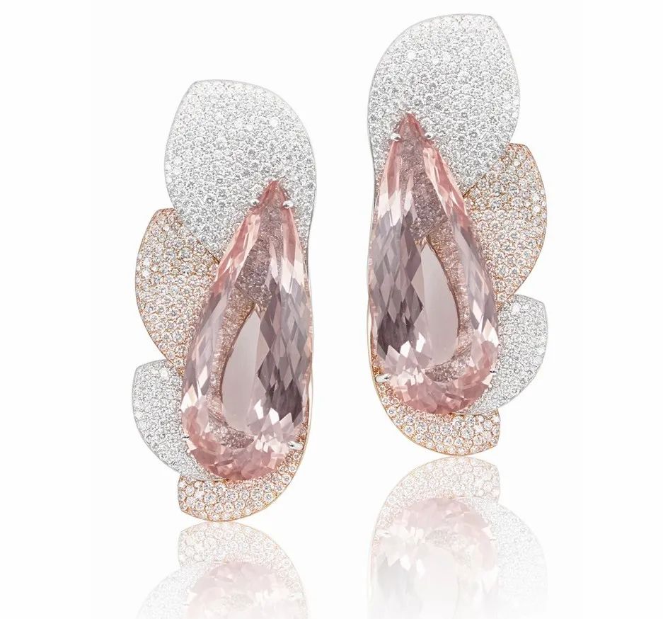 Pasquale Bruni Jewelry
Atelier Vento morganite and diamond earrings