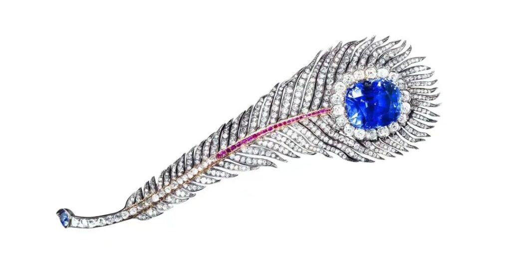 Chaumet Paris
"Peacock Feather" convertible brooch