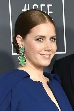 Amy Adams wearing David Webb jade earrings