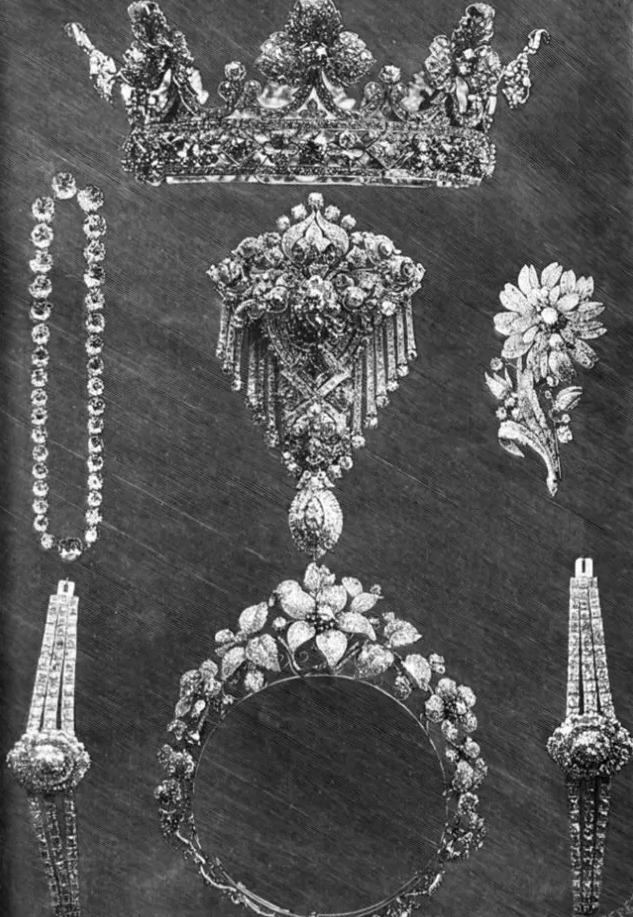 Queen Maria Christina's diamond parure