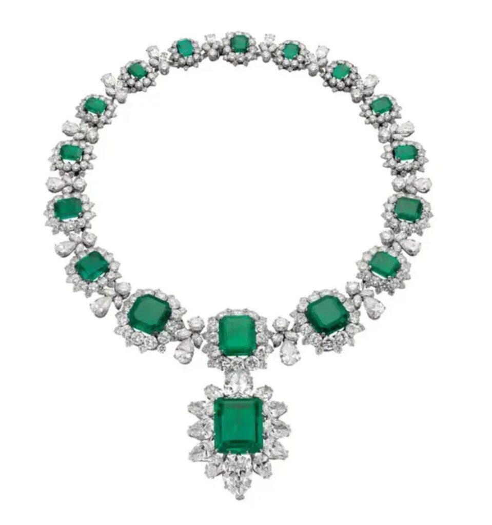 Elizabeth Taylor's Bulgari emerald and diamond necklace