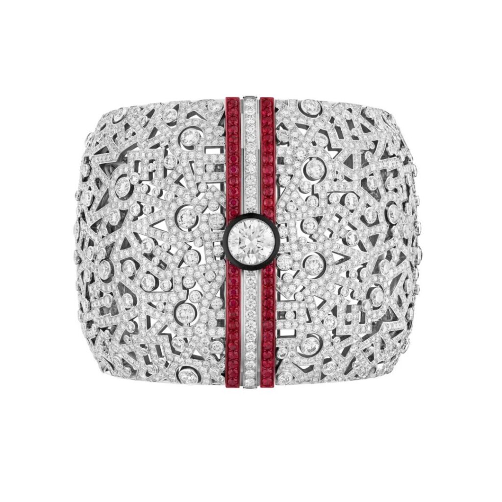 Chanel
Sport Fine Jewelry Collection
Chanel Print Cuff Bracelet