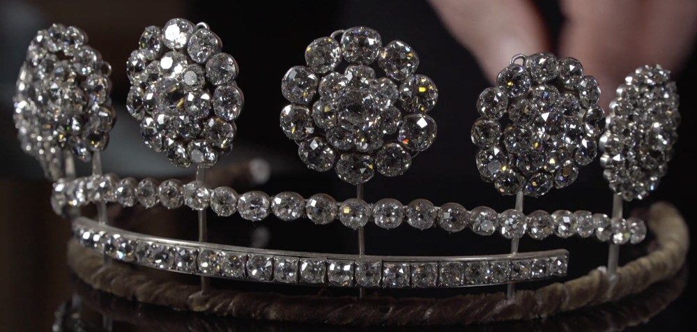 The Swedish Six Button Tiara