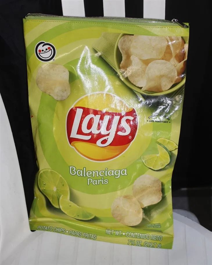 Balenciaga "Lay's Chips" bag