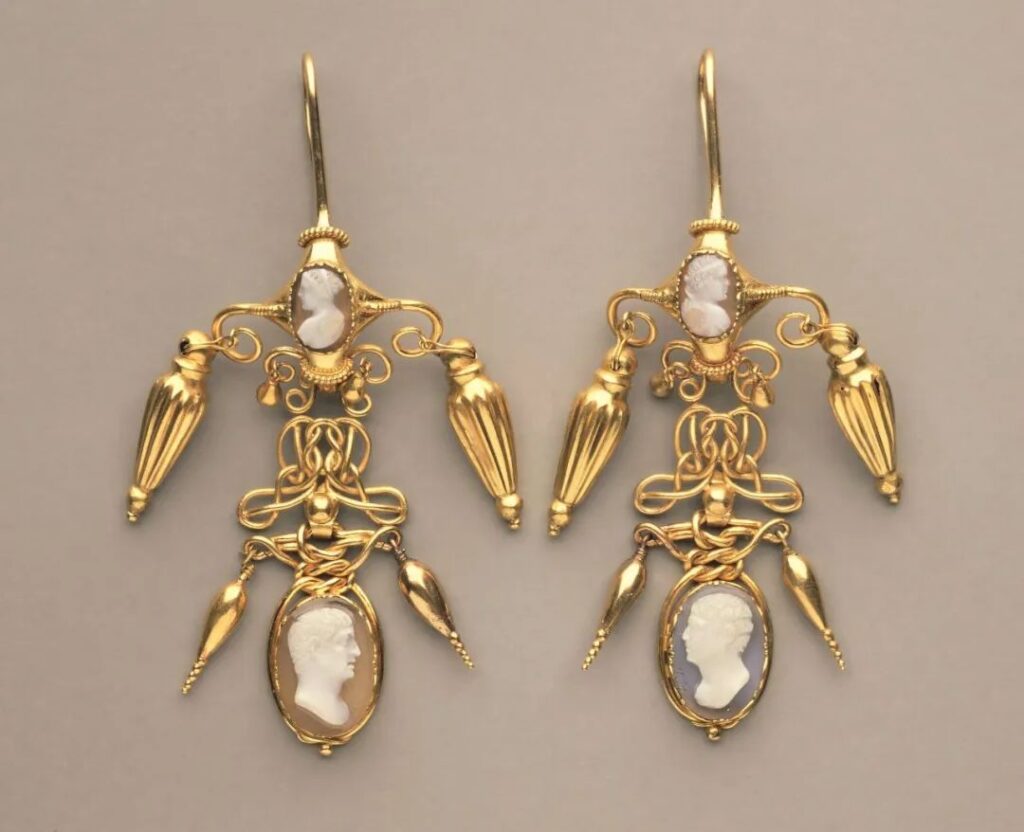 Castellani gold relief earrings