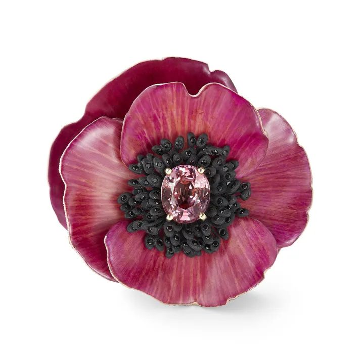 Boucheron 
Eternal Flowers Series
Pivoine Avis Varner Ring
Set with a 4.16-carat Paraiba tourmaline
Titanium, black spinel, sapphires