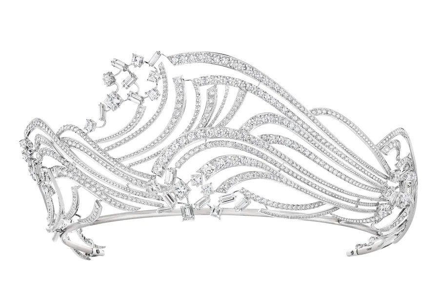 CHAUMET Déferlante High Jewelry Collection's "Waves of Brilliance" Tiara