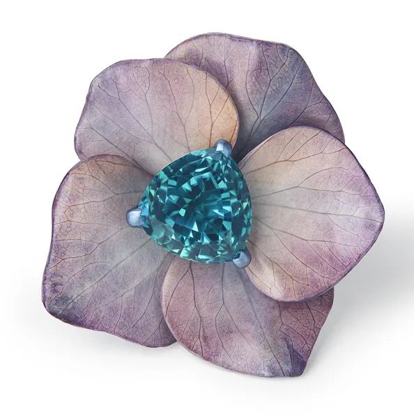 Boucheron 
Eternal Flowers Series
Hortensia Violet Bleu Ring
Set with an 8.7-carat indicolite tourmaline