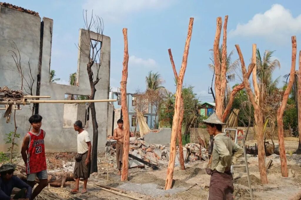 May 21, 2024: People rebuild temporary shelters near destroyed buildings in a village in Minbya Township, Rakhine State, Myanmar, after fighting between the Myanmar military and ethnic armed groups.
(AFP Photo)