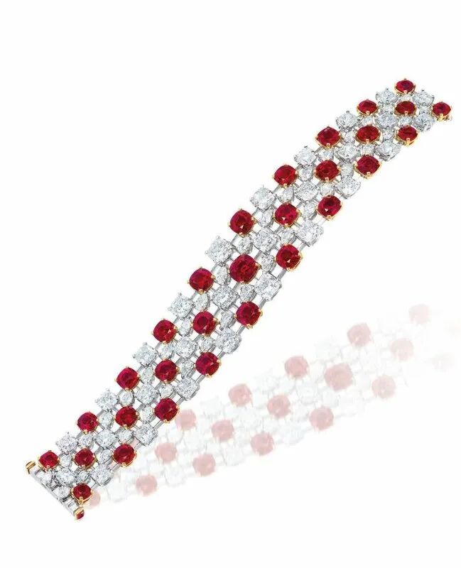 Fiery The Mogok's Red Bracelet
29 Burmese Pigeon's Blood rubies (1.02-4.22 carats)
Christie's Hong Kong, May 2016
Sold for HKD 27,000,000