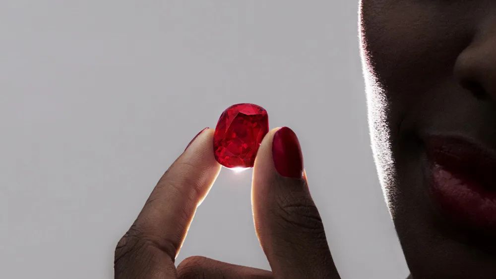 55.22-carat cushion-cut "Estrela de Fura" ruby