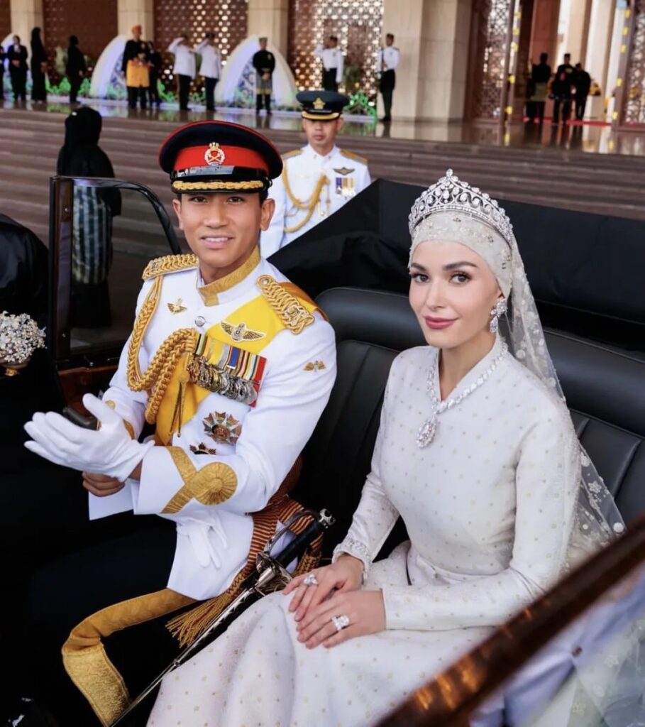 Brunei’s Royal Wedding Dazzles: Princess Adorned with 132-Carat Diamond Tiara – How Extraordinary Is This Crown?