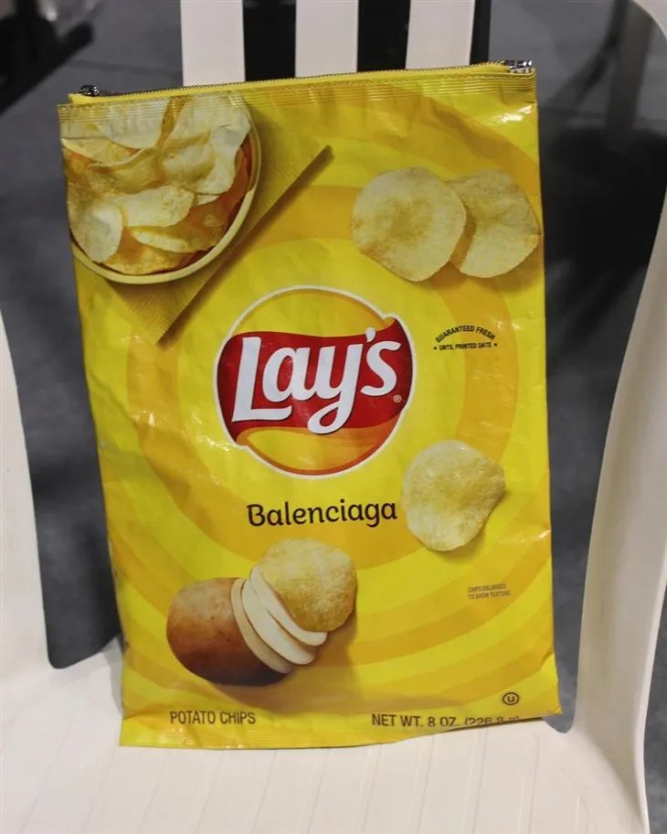 Balenciaga "Lay's Chips" bag