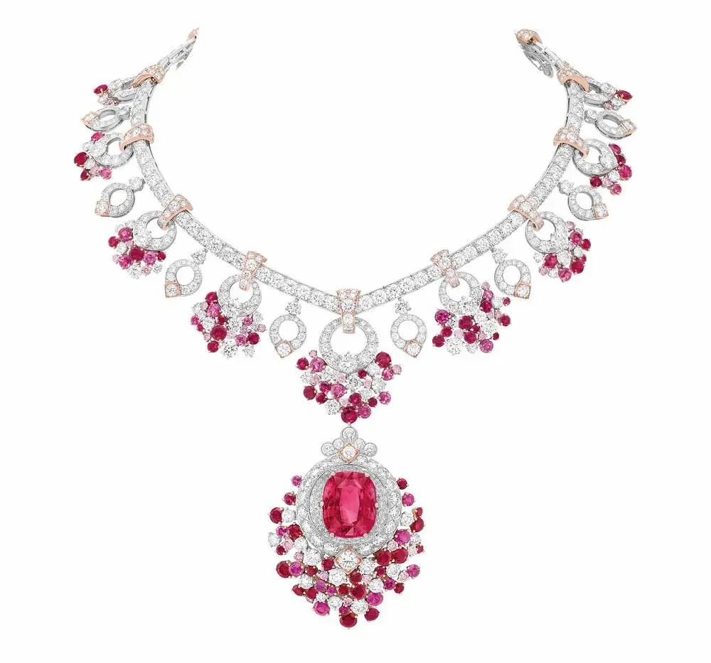 Jardin de rubis white gold necklace, by Van Cleef & Arpels
Main stone is an 18.12ct cushion-cut ruby, accented with rubies
Pink diamonds and diamonds, pendant can be detached and worn as a brooch