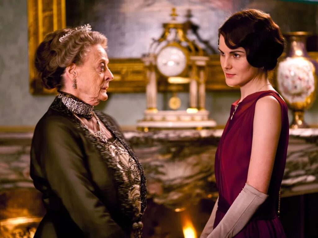 Dowager Countess Violet Grantham and Lady Mary, one resembling a Victorian-era lady and the other a fashion icon who loves Art Deco.