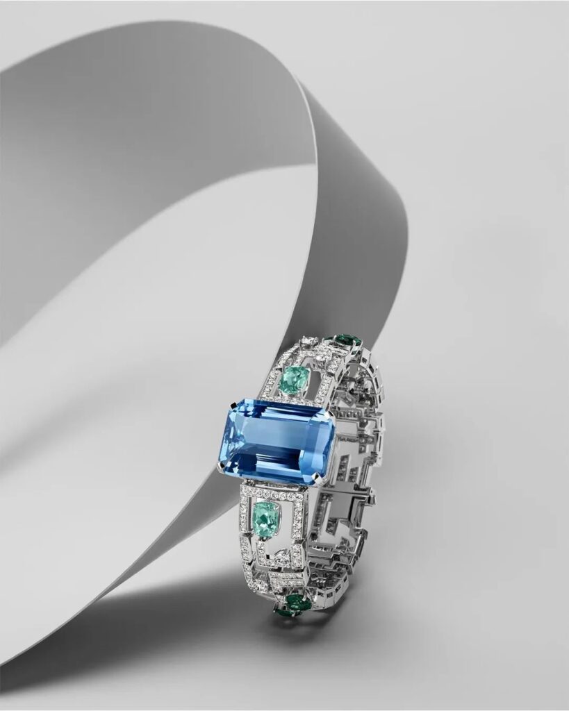 Gucci
Labirinti High Jewelry Collection Bracelet
Aquamarine, Paraiba tourmaline, diamond