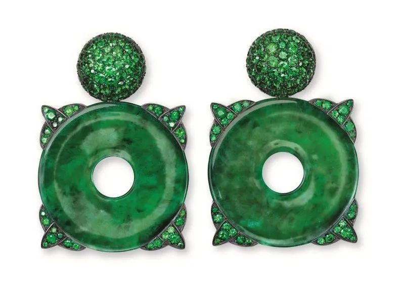 Hemmerle Earrings
Jade, tsavorite