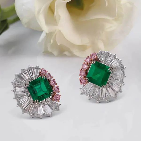 The Green Jewel series
Oriental Fan earrings