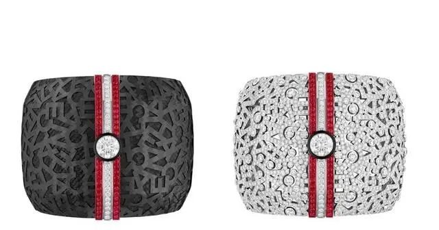 CHANEL PRINT Cuff Bracelet
White gold, carbon fiber material, black lacquer, red aluminum material
Set with diamonds and rubies
1 brilliant-cut diamond, 3.08 carats, D IF grade