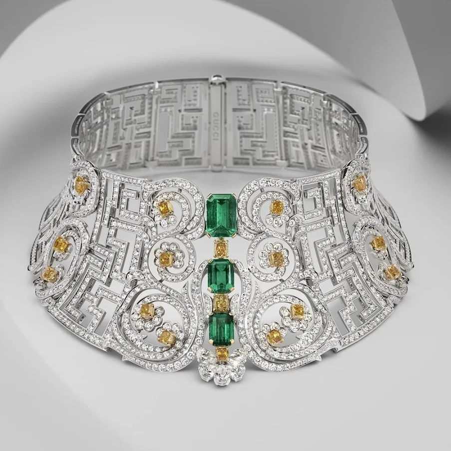 Gucci
Labirinti High Jewelry Collection Necklace
Diamonds, Emeralds