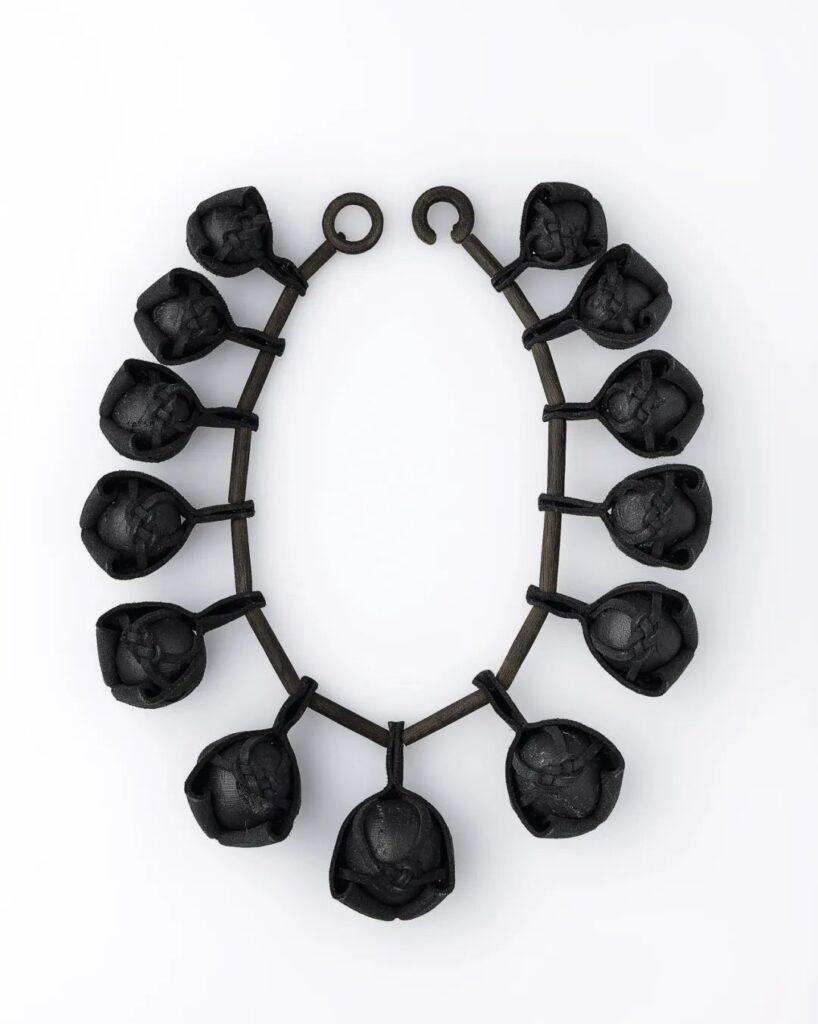 "Coal Ball" Necklace
Coal Musubi Neckpiece
From The Musubi Neckpiece series 2019
Materials: Coal, vegetable-tanned kangaroo leather, eucalyptus twigs, waxed linen thread