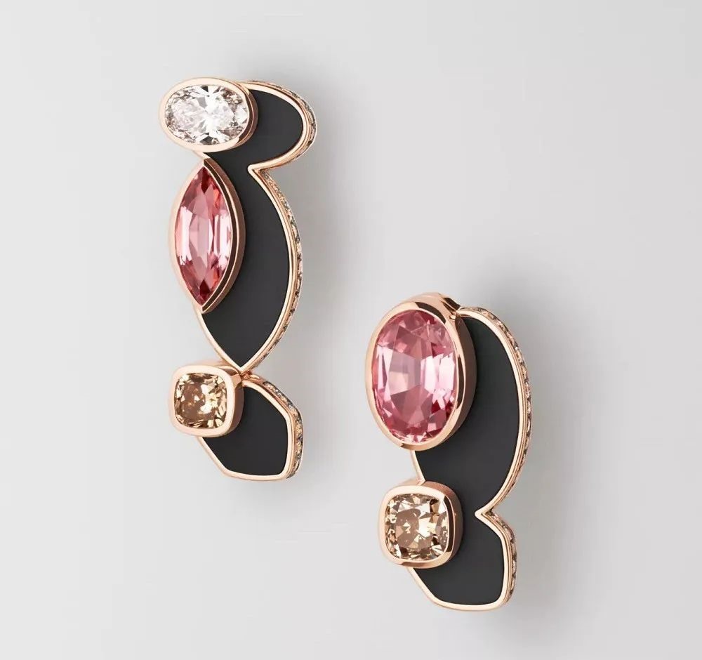 Les Jeux de l'Ombre Rose Gold Earrings, by Hermès