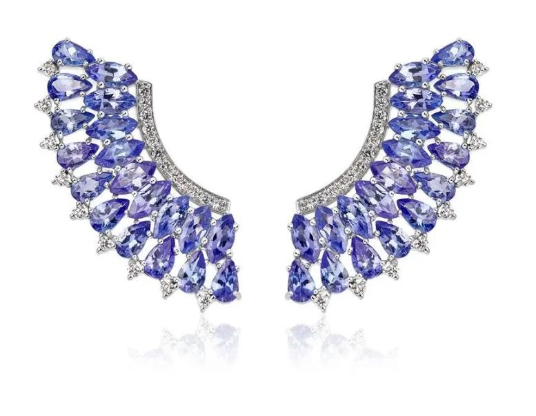 Hueb Mirage Earrings
Tanzanite, diamonds