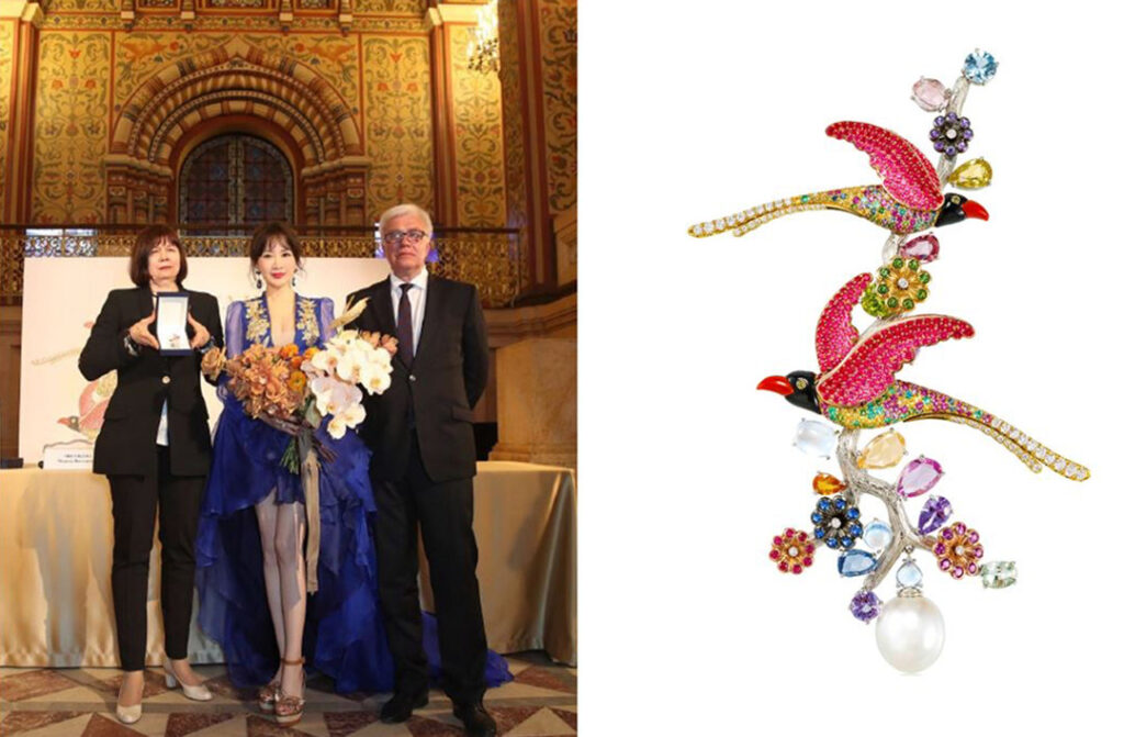 Donation ceremony of ANNA HU China Red Magpie Brooch at the State Historical Museum of Russia